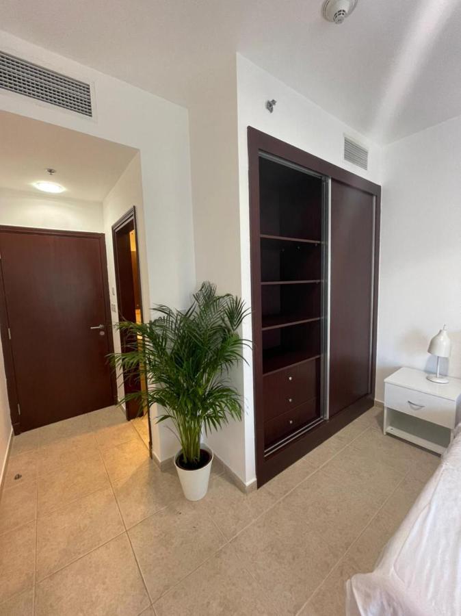Luxury Kings Palace Private Room With Shared Kitchen Next To Barasti Beach Dubái Exterior foto